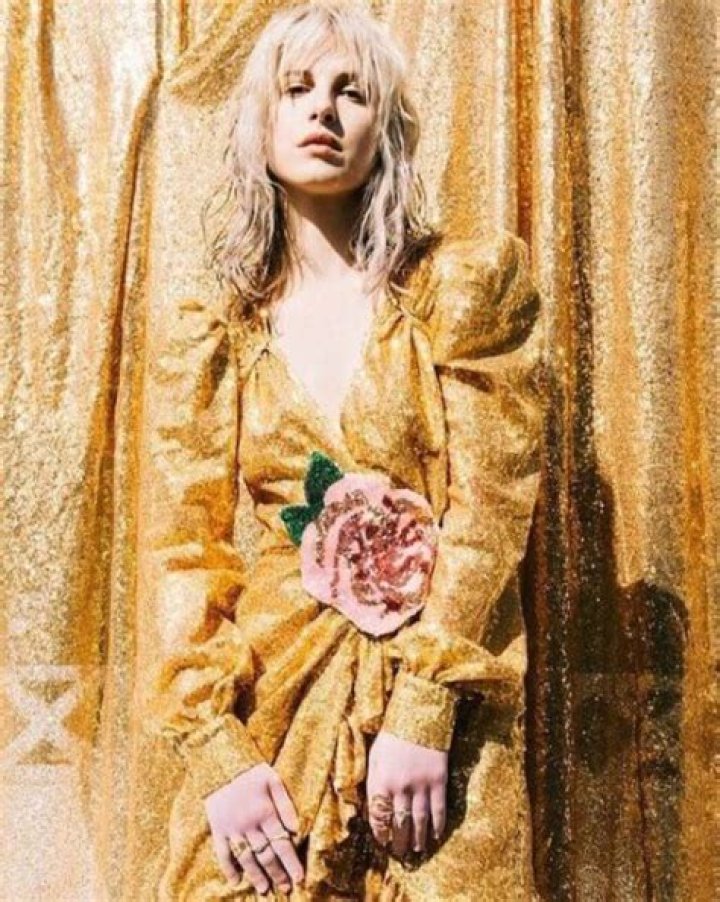 Hayley Williams Height, Weight, Age, Measurements, Net Worth, Facts